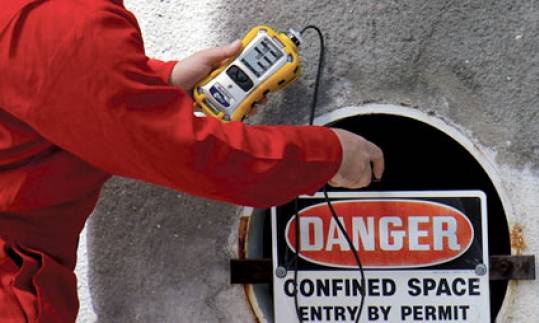 Enter and Work in Confined Spaces (RIIWHS202E)