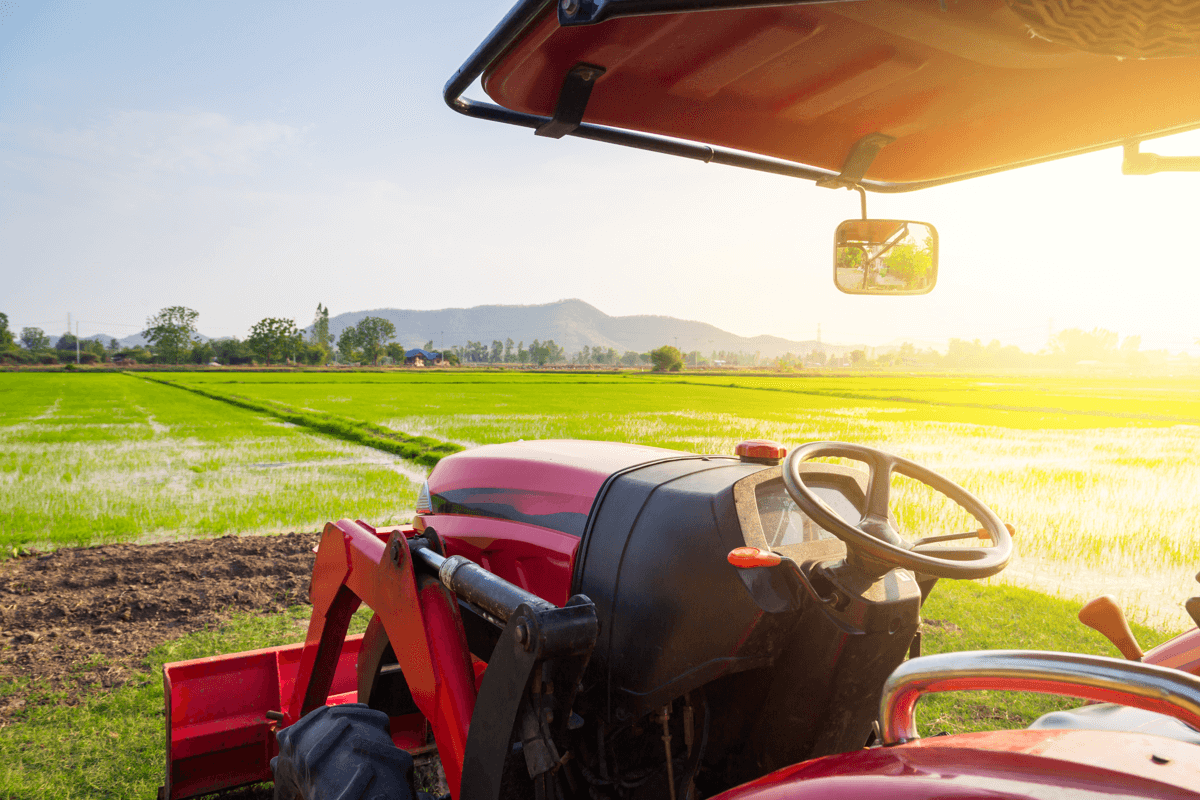 Certificate II in Rural Operations - Tractor Career