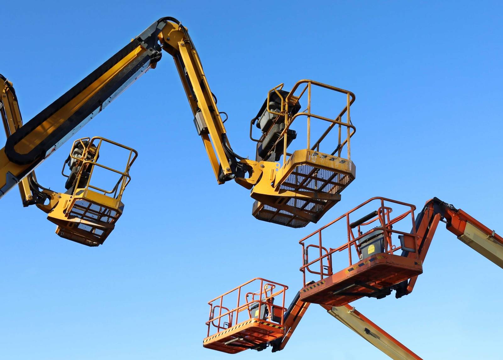 Operate Elevating Work Platform
