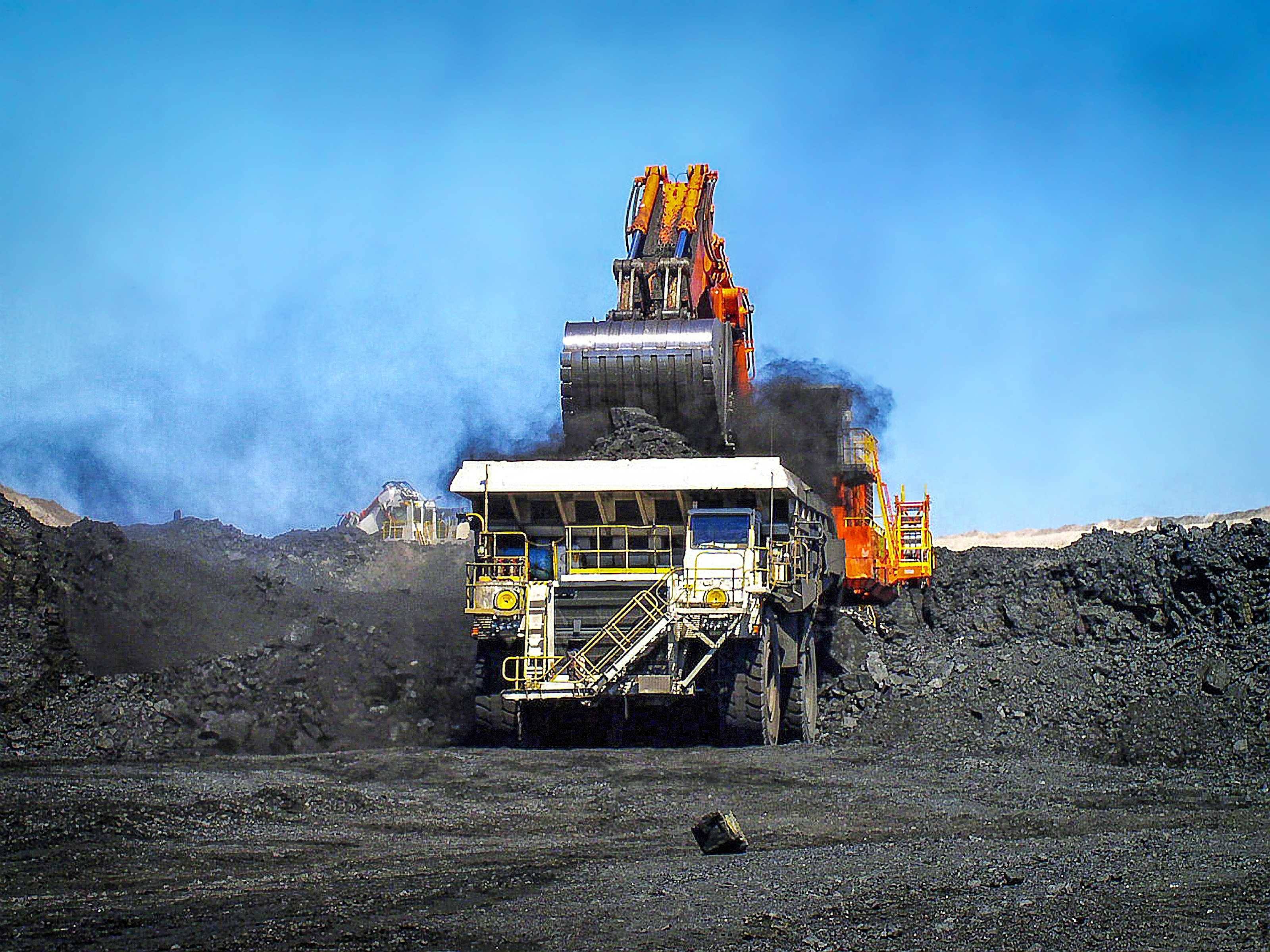 Certificate III in Surface Extraction Operations