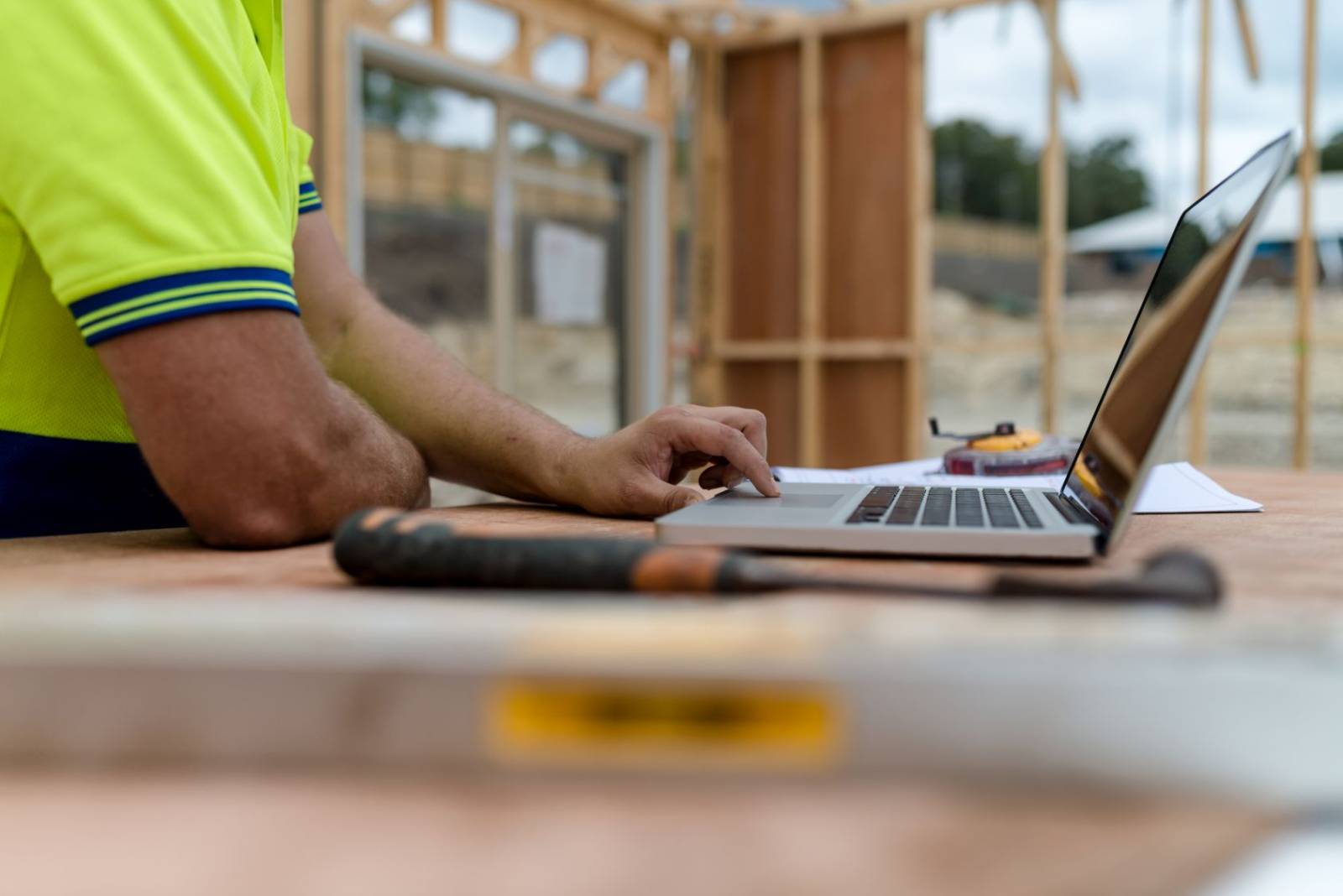 Establish Legal and Risk Management Requirements of New Business Ventures (QBCC Managerial)